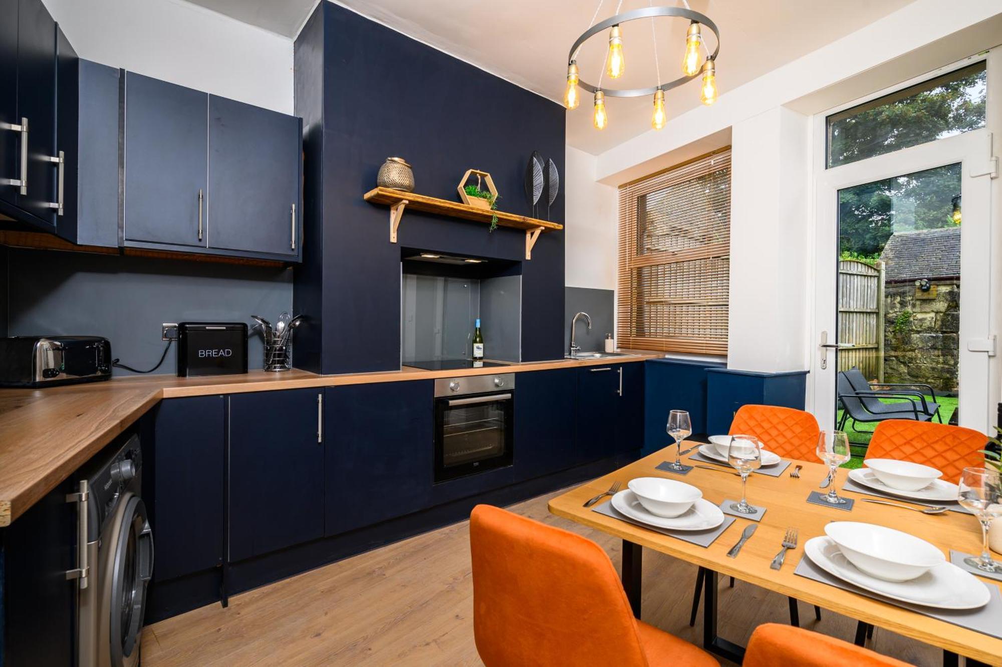 Вілла Stunning House Sleeps 7 - Parking Бакстон Екстер'єр фото