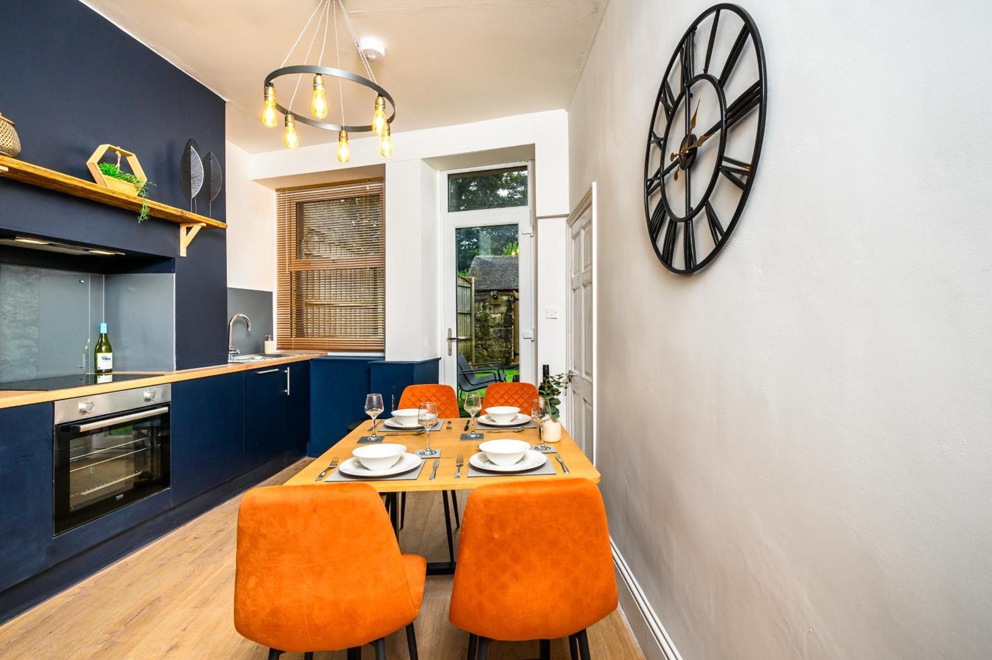 Вілла Stunning House Sleeps 7 - Parking Бакстон Екстер'єр фото